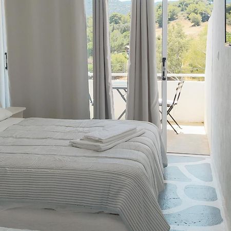 By The Sea Rooms, Avlaki Porto Rafti Exterior photo