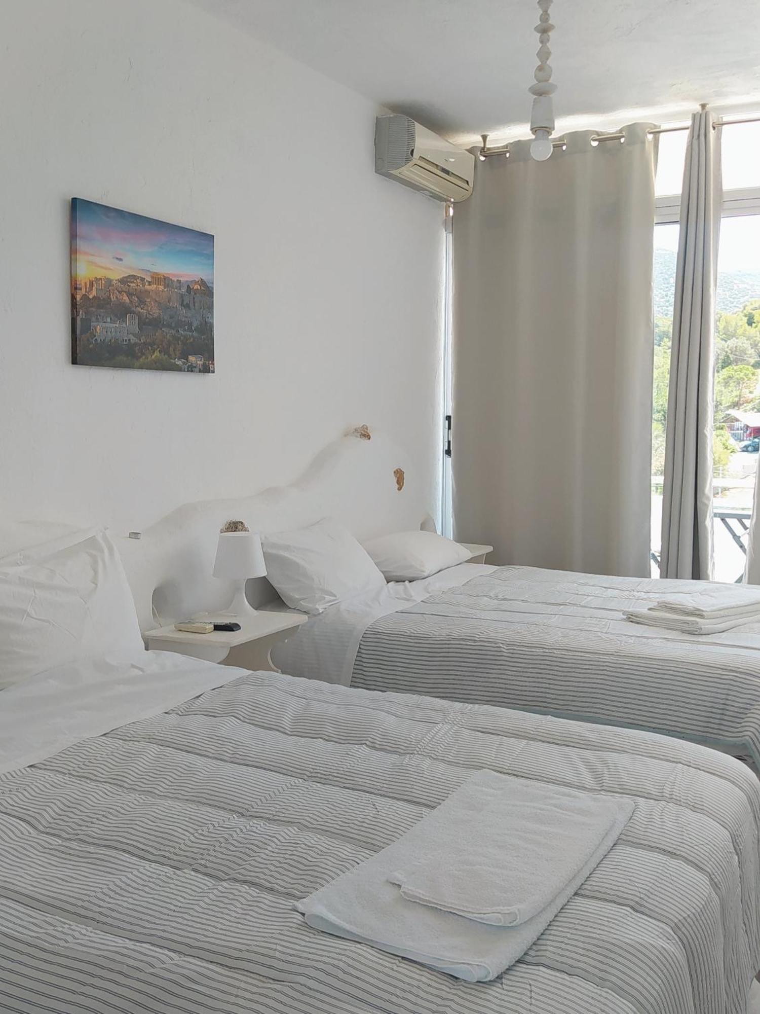 By The Sea Rooms, Avlaki Porto Rafti Exterior photo