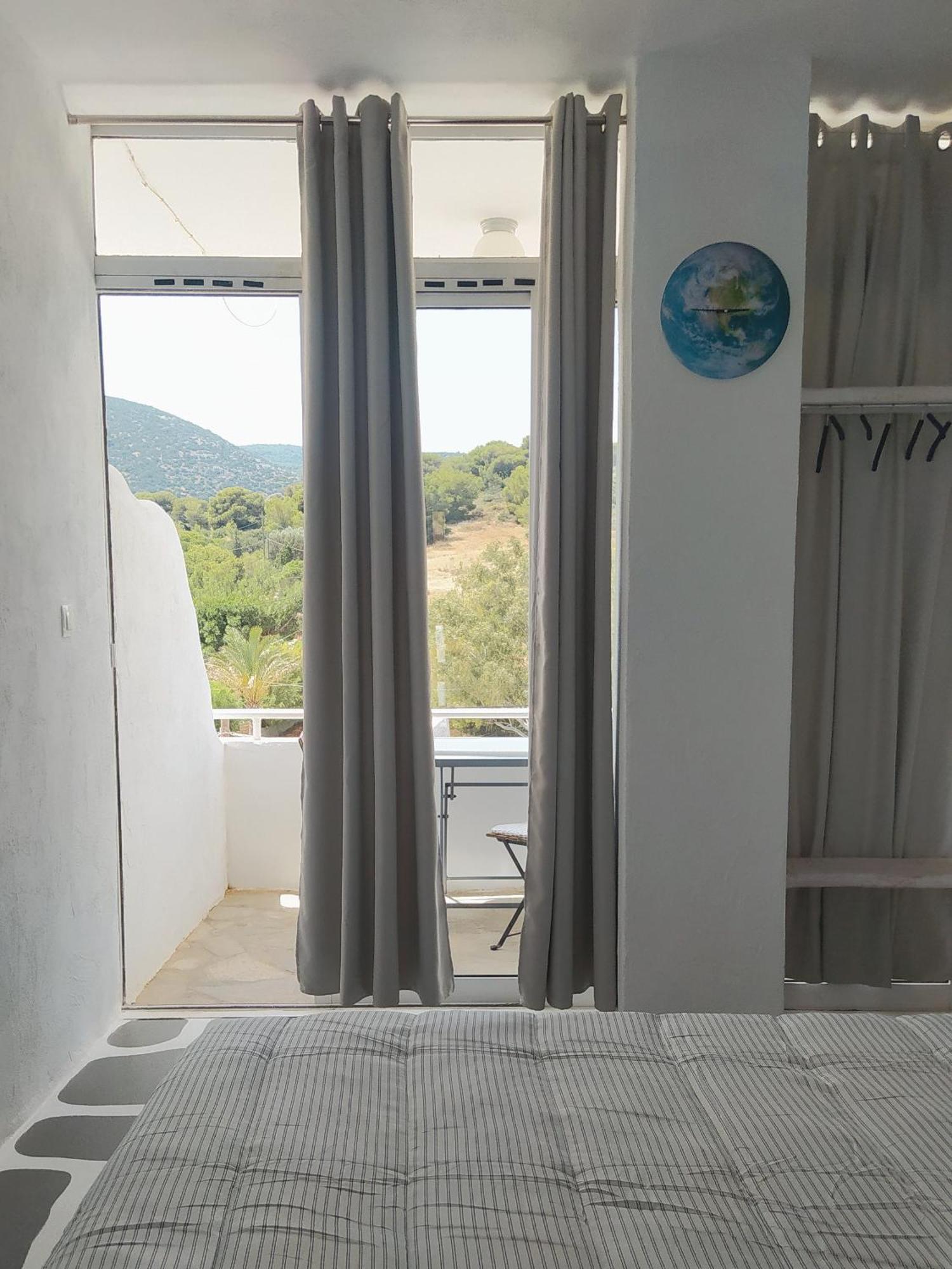 By The Sea Rooms, Avlaki Porto Rafti Room photo